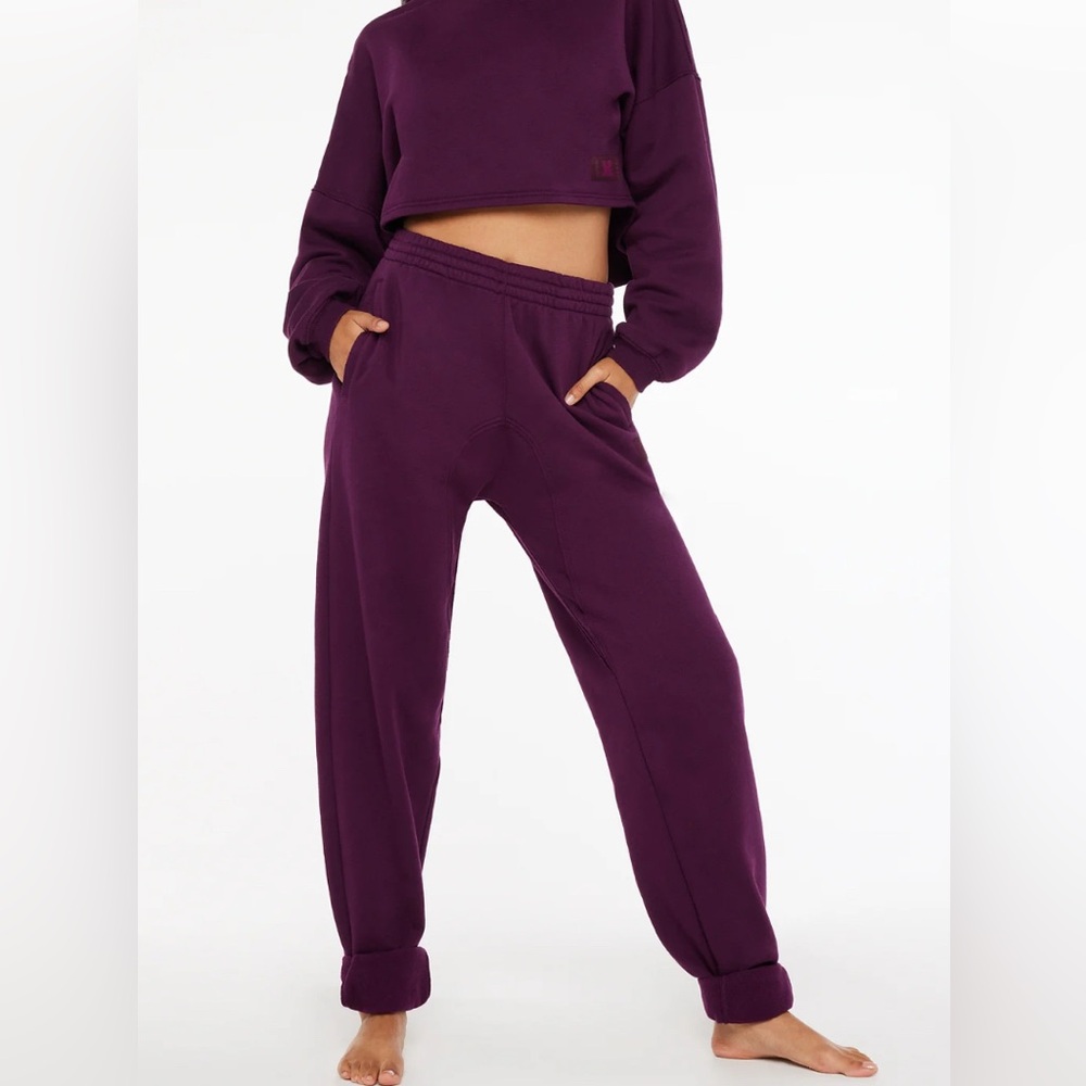 Savage X Fenty Essential Oversized Rolled Cuff Jogger